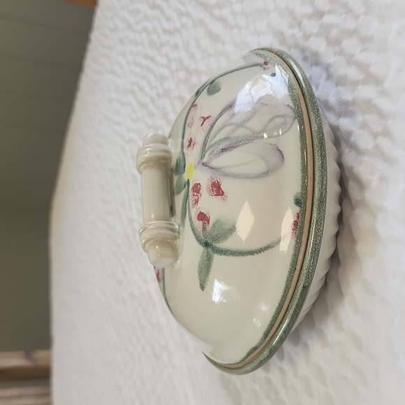 Vintage Pottery Cheese/Butter Dish - Picture 6 of 6